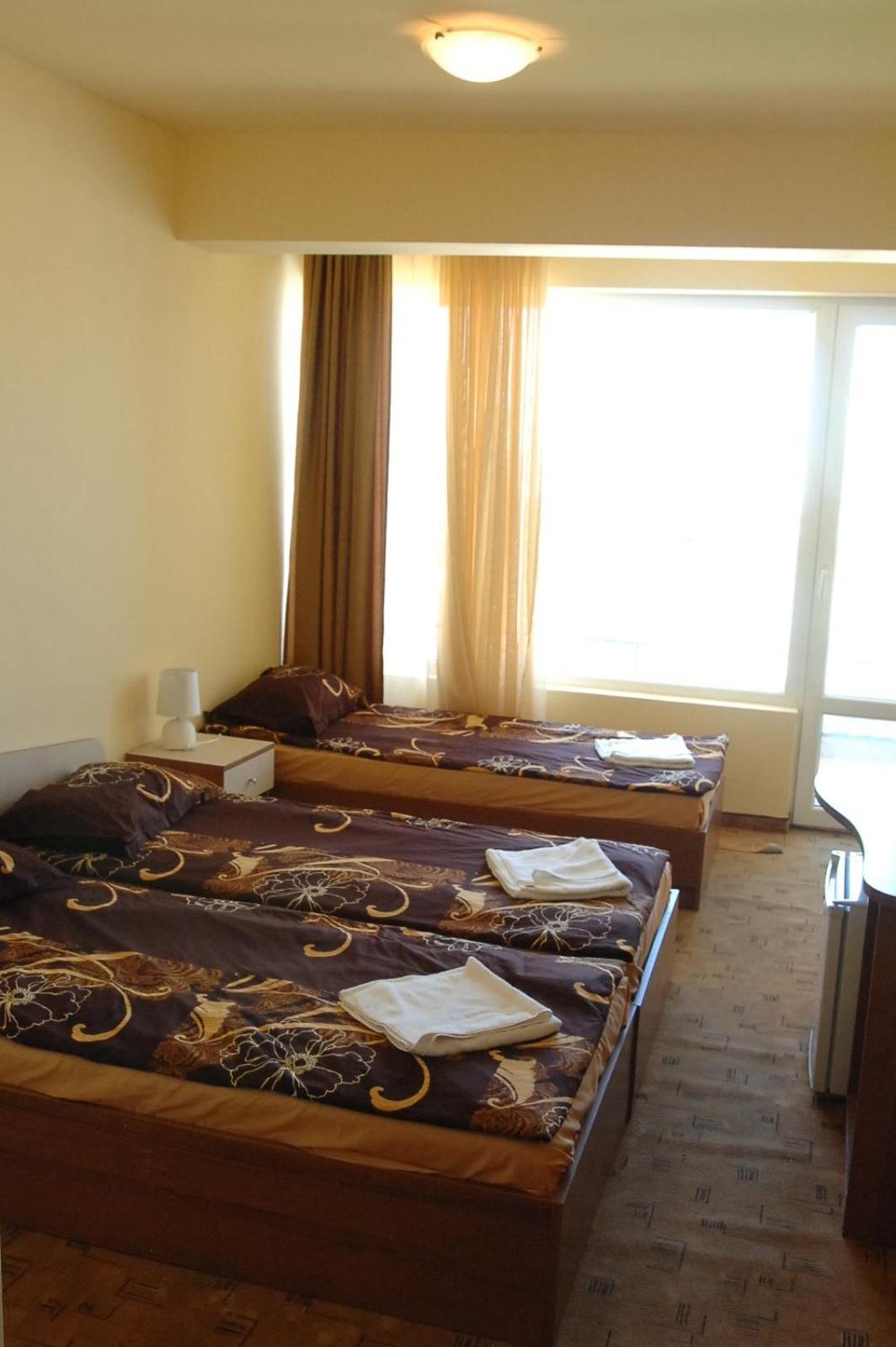 Park Hotel Argo Obzor Buitenkant foto