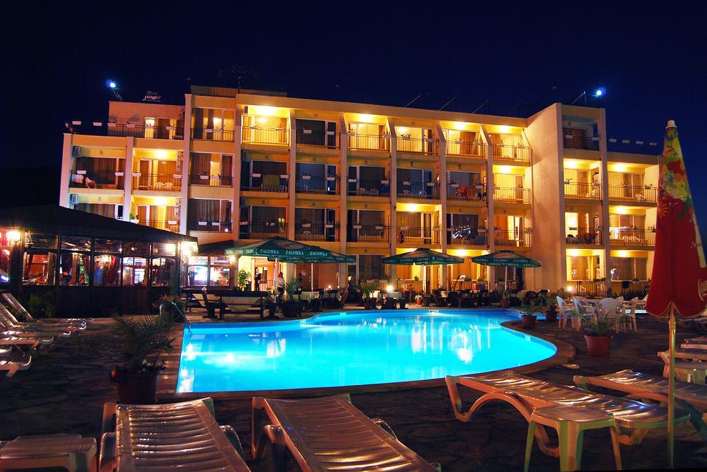 Park Hotel Argo Obzor Buitenkant foto