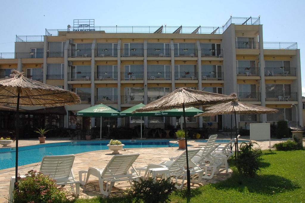 Park Hotel Argo Obzor Buitenkant foto