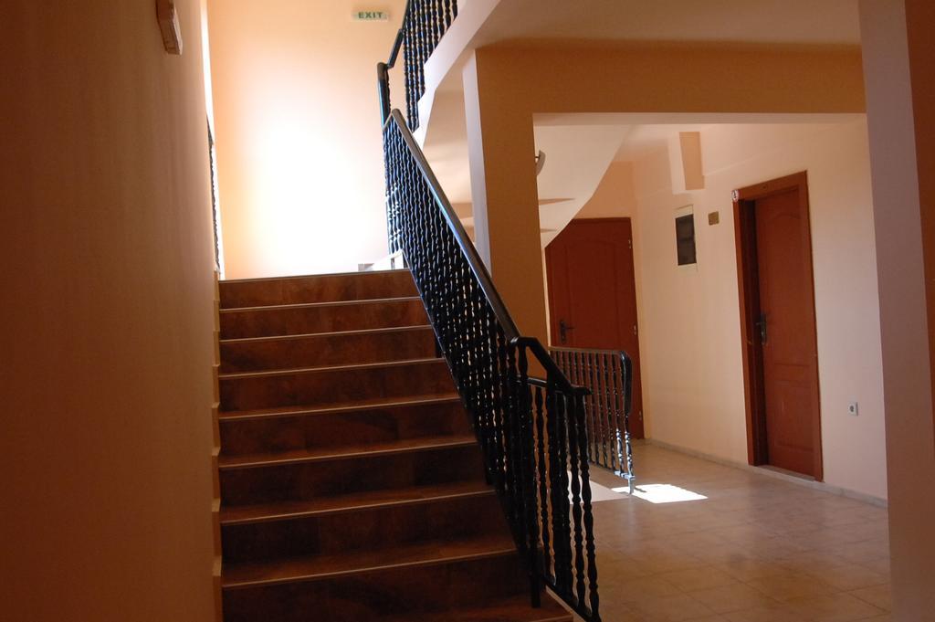 Park Hotel Argo Obzor Buitenkant foto