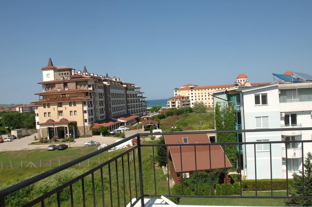 Park Hotel Argo Obzor Buitenkant foto
