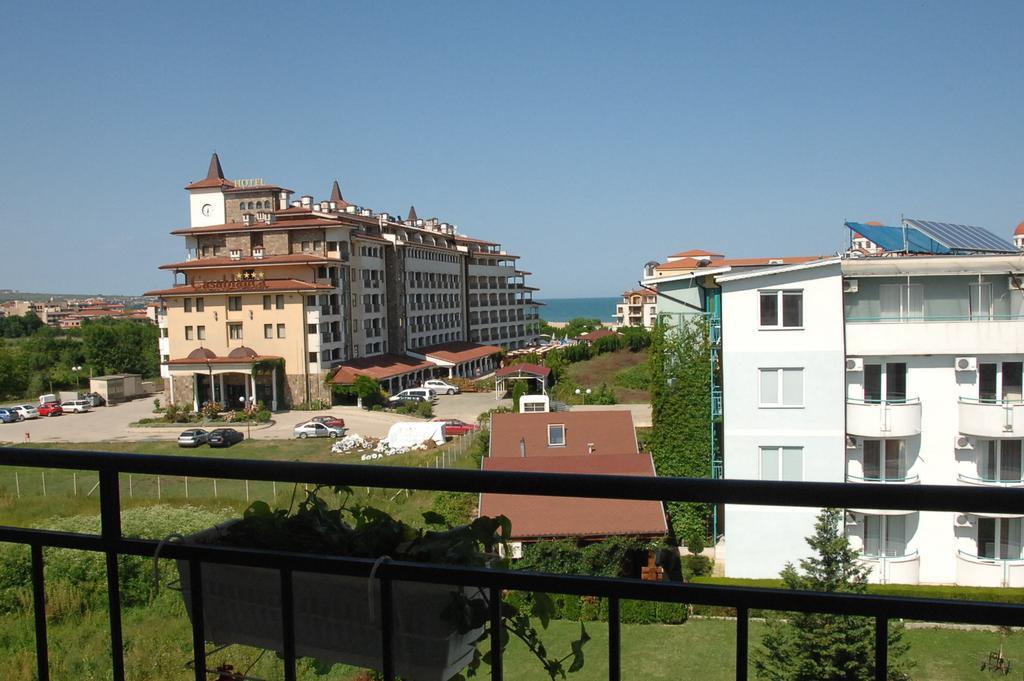 Park Hotel Argo Obzor Buitenkant foto