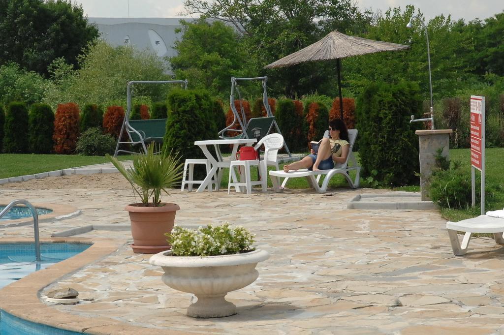 Park Hotel Argo Obzor Buitenkant foto