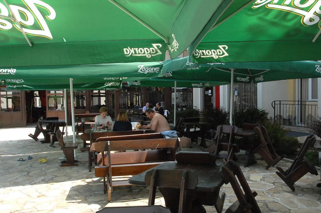 Park Hotel Argo Obzor Buitenkant foto